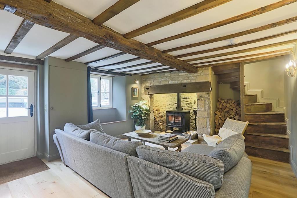 Luxury Cotswold Cottage With Hot Tub In Stow On The Wold! Zewnętrze zdjęcie