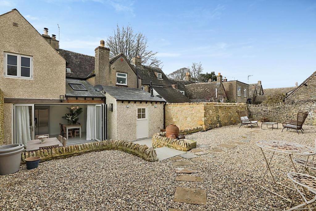 Luxury Cotswold Cottage With Hot Tub In Stow On The Wold! Zewnętrze zdjęcie
